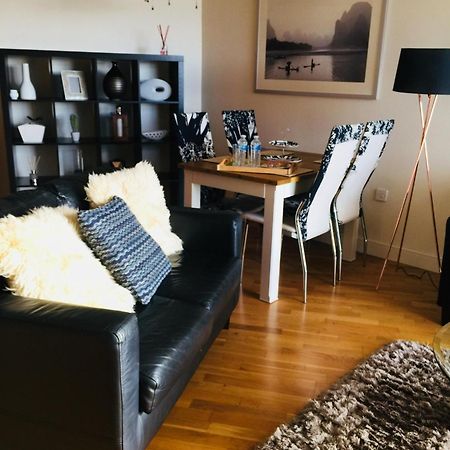 Sky Night Serviced Apartments Cardiff Eksteriør bilde
