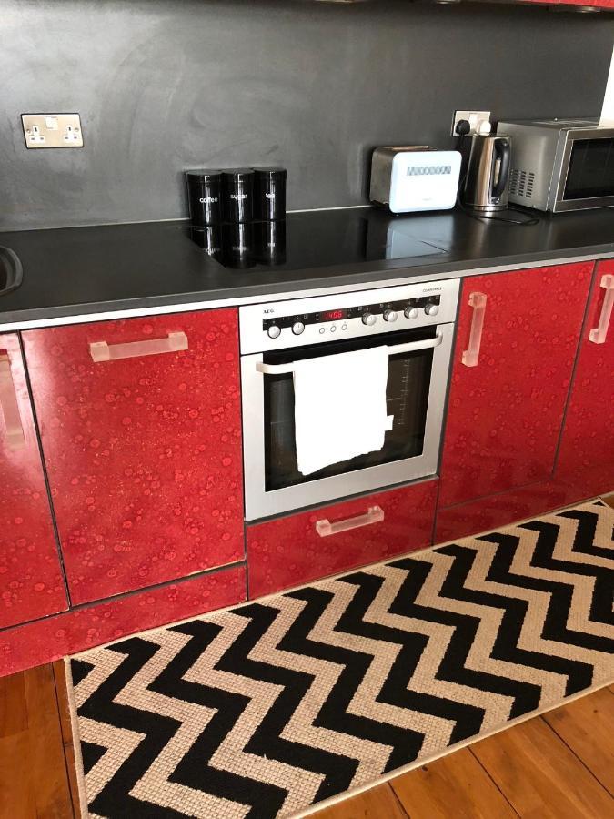 Sky Night Serviced Apartments Cardiff Eksteriør bilde